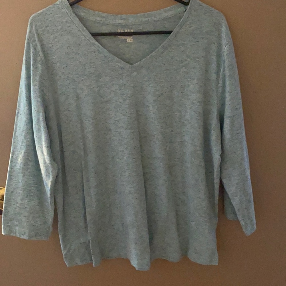 Blue 3/4 sleeve shirt